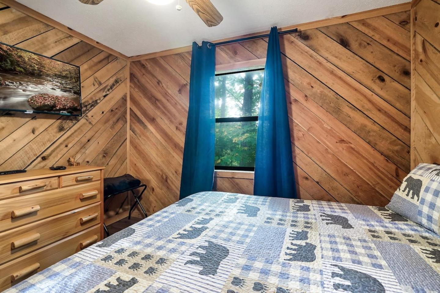 Romantic Mtn Cabin Hot Tub & Jacuzzi Views Sevierville Zewnętrze zdjęcie